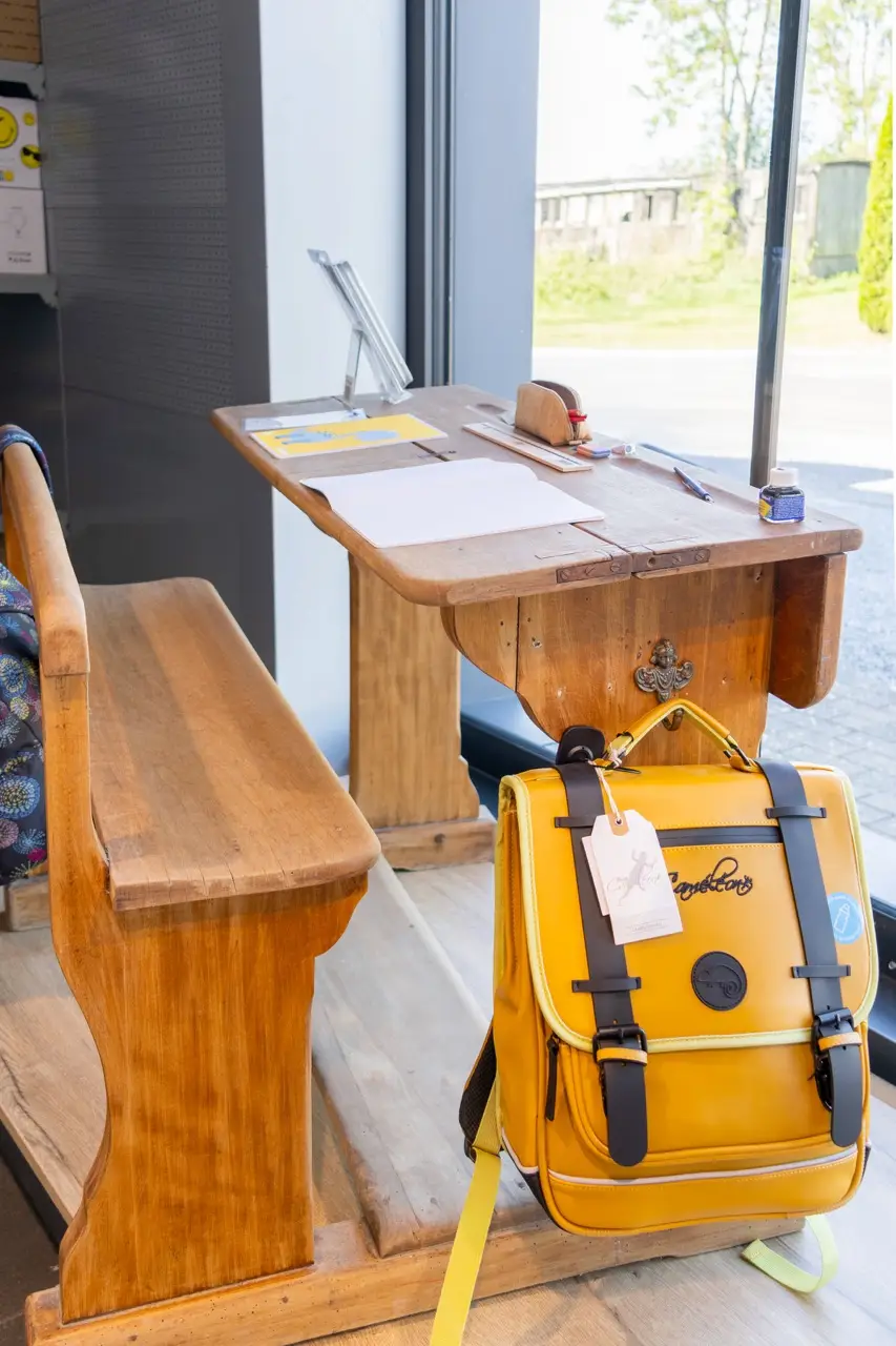 Bureau ancien d'école